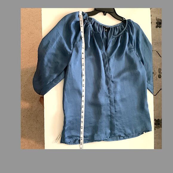 Talbots Petites - Classic Blue Blouse, 3/4 sleeve Size 12P - Picture 4 of 7
